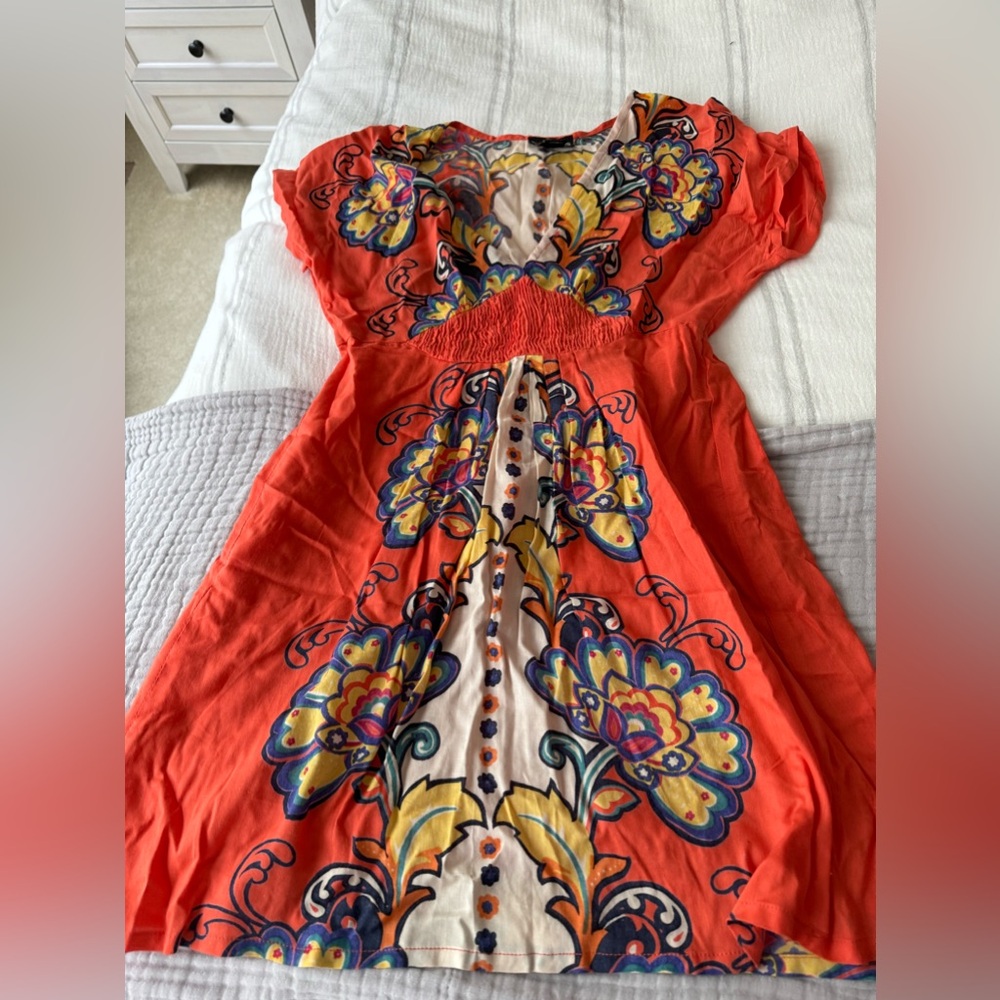 Short sleeve dress, size medium